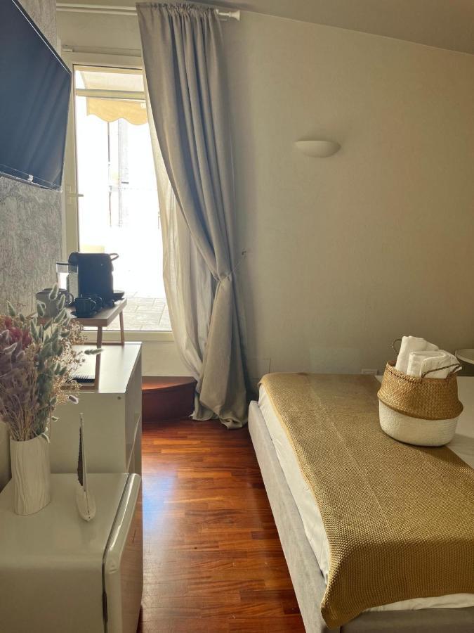 Apulia Journey - Manzoni 11 Hotel Bari Luaran gambar